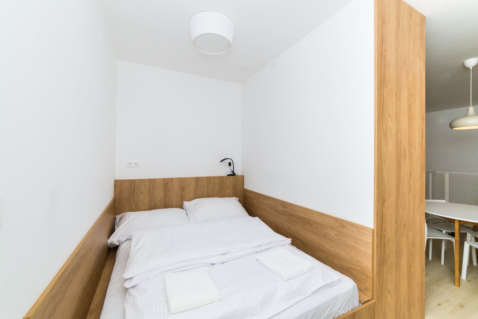 The smart design of the apartment allows to provide enough privacy for three people, even in a small space.